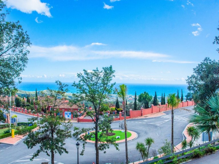 Apartment for Sale in Inland La Mairena, Malaga 31