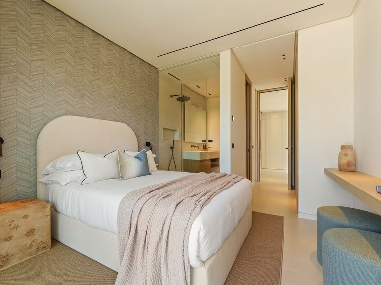 Villa for Sale in Marbella, Malaga 8