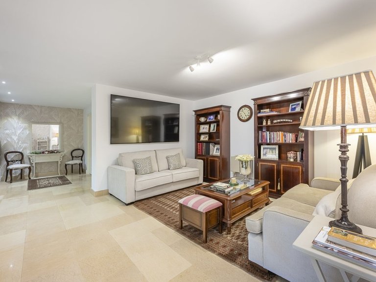 Apartment for Sale in Benahavís, Malaga 23