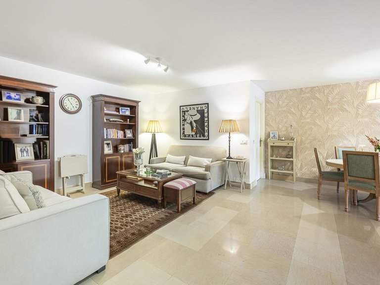 Apartment for Sale in Benahavís, Malaga 26