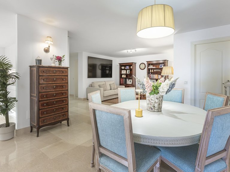 Apartment for Sale in Benahavís, Malaga 29