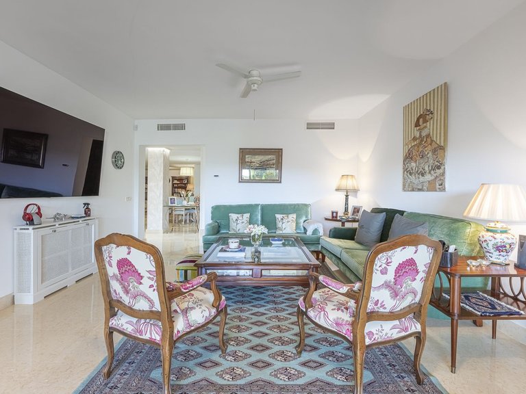 Apartment for Sale in Benahavís, Malaga 3