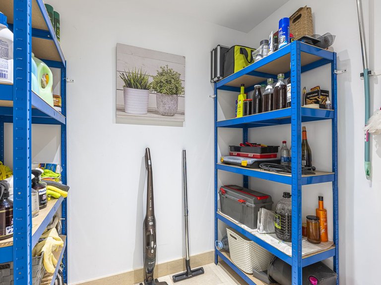 Apartment for Sale in Benahavís, Malaga 32