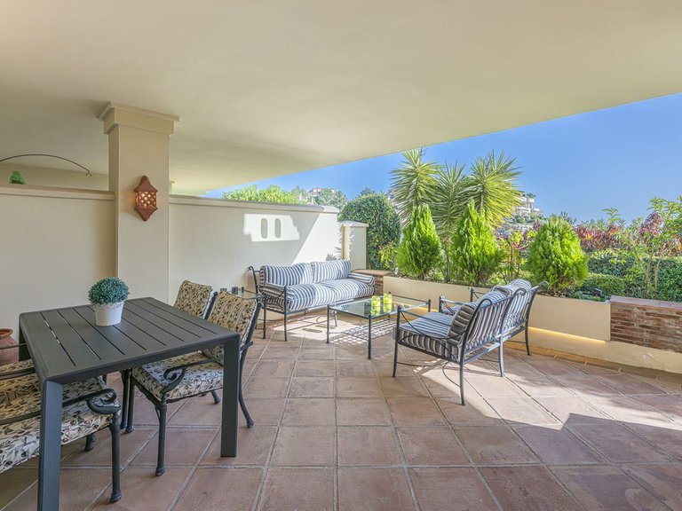 Apartment for Sale in Benahavís, Malaga 35
