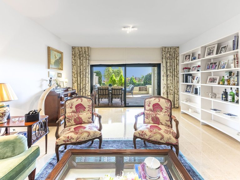 Apartment for Sale in Benahavís, Malaga 4