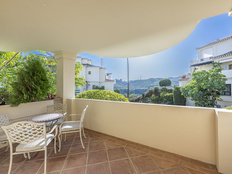 Apartment for Sale in Benahavís, Malaga 42