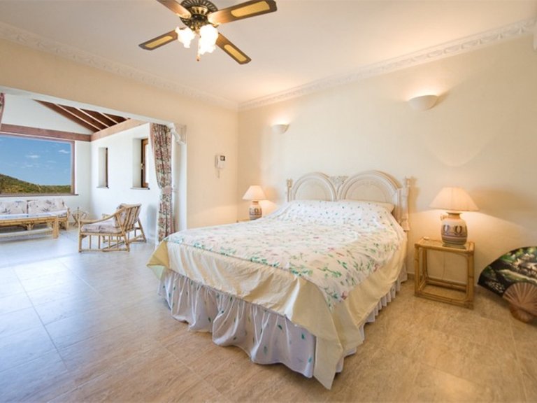 Villa for Sale in Alhaurin El Grande, Malaga 15