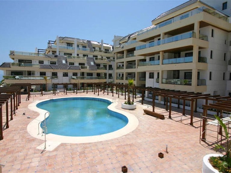 Apartment for Sale in La Duquesa, Malaga 1