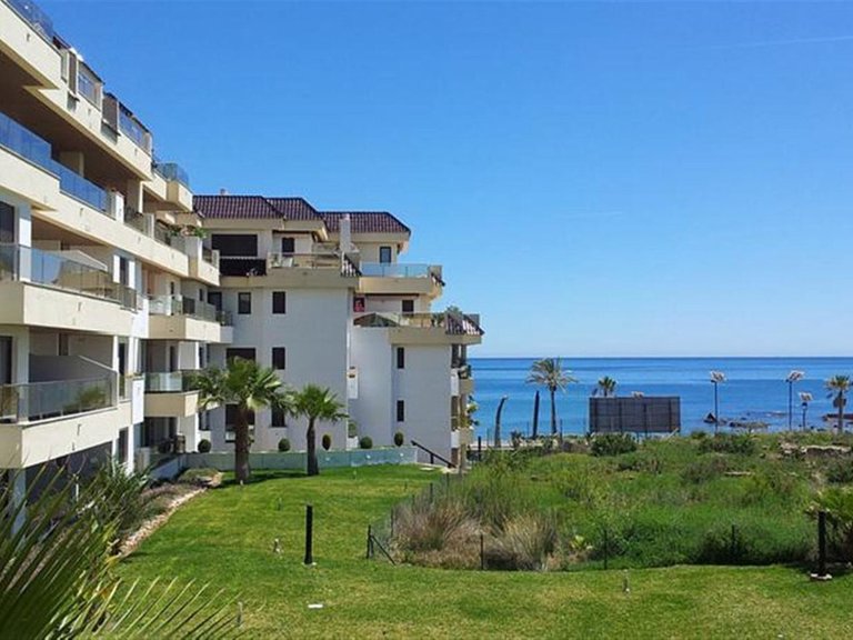 Apartment for Sale in La Duquesa, Malaga 12