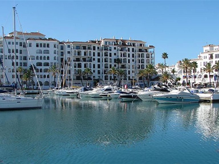 Apartment for Sale in La Duquesa, Malaga 17