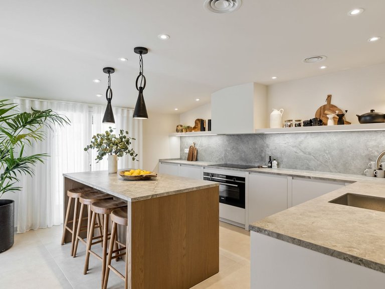 Villa for Sale in Hacienda Las Chapas, Malaga 12