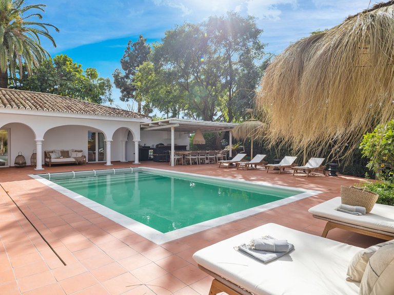 Villa for Sale in Hacienda Las Chapas, Malaga 3