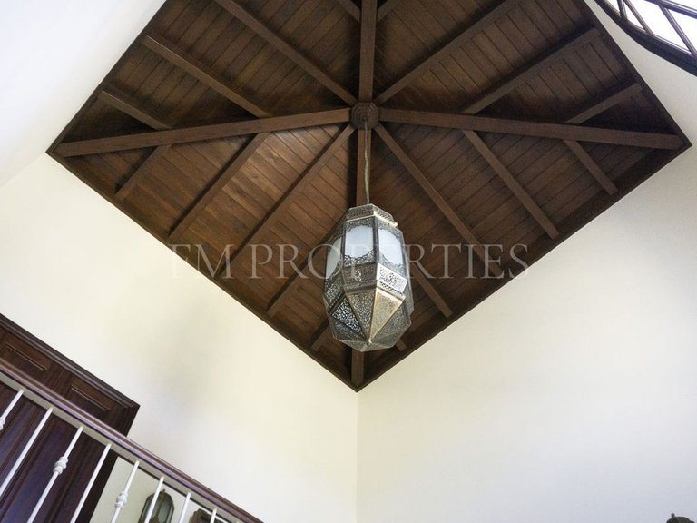 Villa for Sale in Marbella, Malaga 8