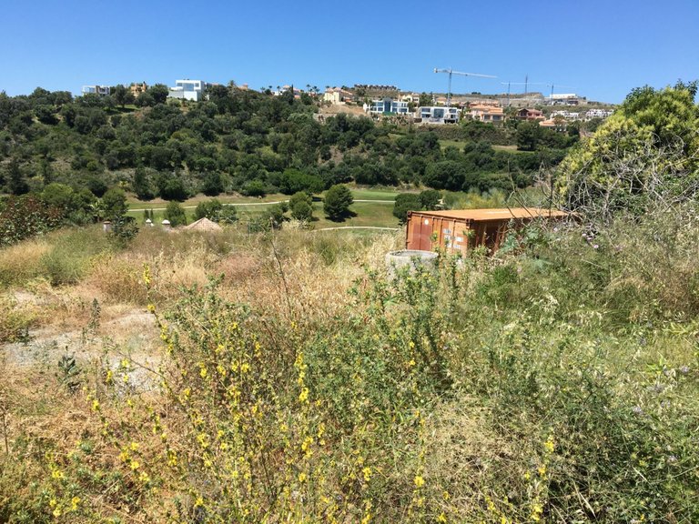 Plot for Sale in New Golden Mile, Malaga 3