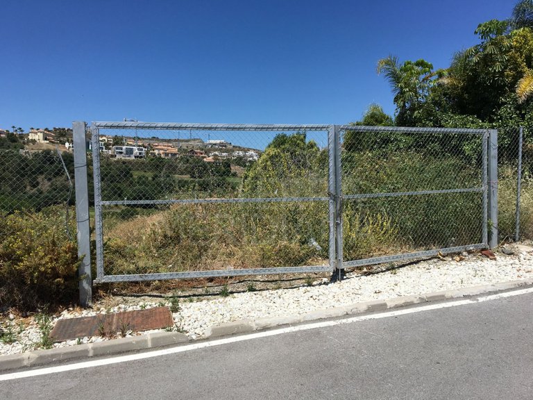 Plot for Sale in New Golden Mile, Malaga 4