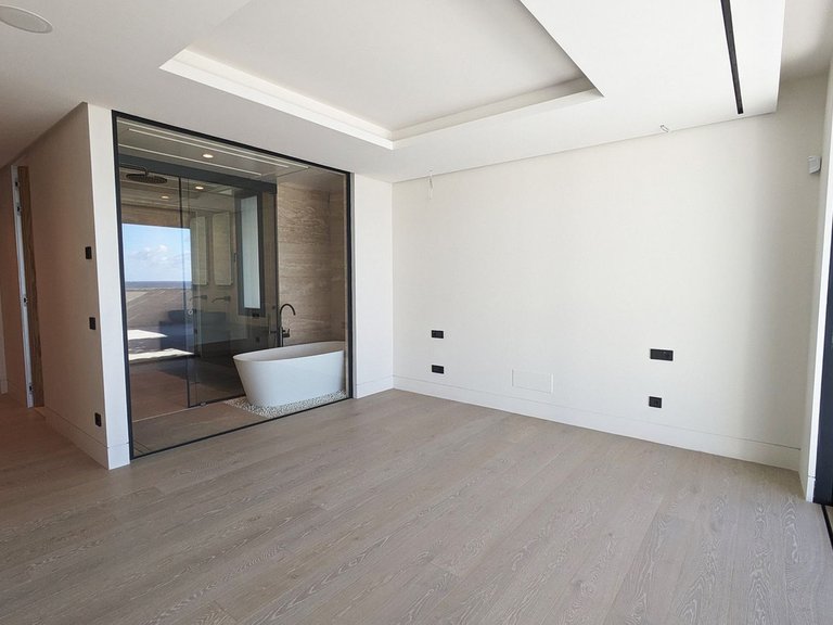 Apartment for Sale in Estepona, Malaga 10