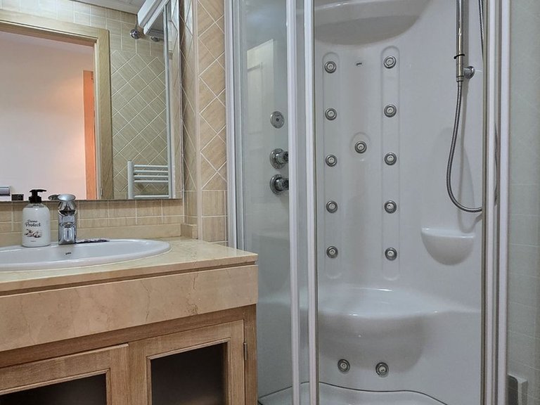 Apartment for Sale in La Duquesa, Malaga 19