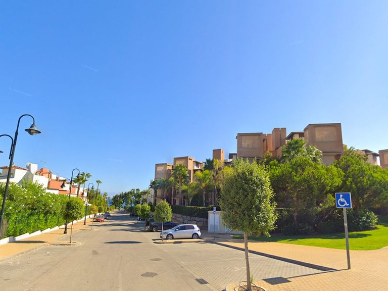 Plot for Sale in New Golden Mile, Malaga 11