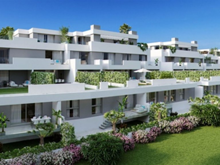 Plot for Sale in New Golden Mile, Malaga 3