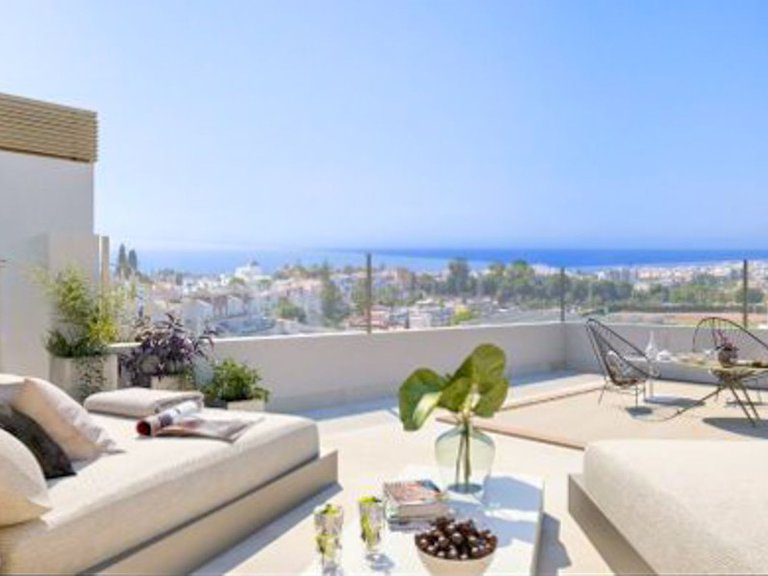 Plot for Sale in New Golden Mile, Malaga 7