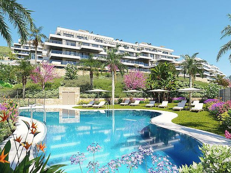 Apartment for Sale in Calanova Golf, Malaga 15