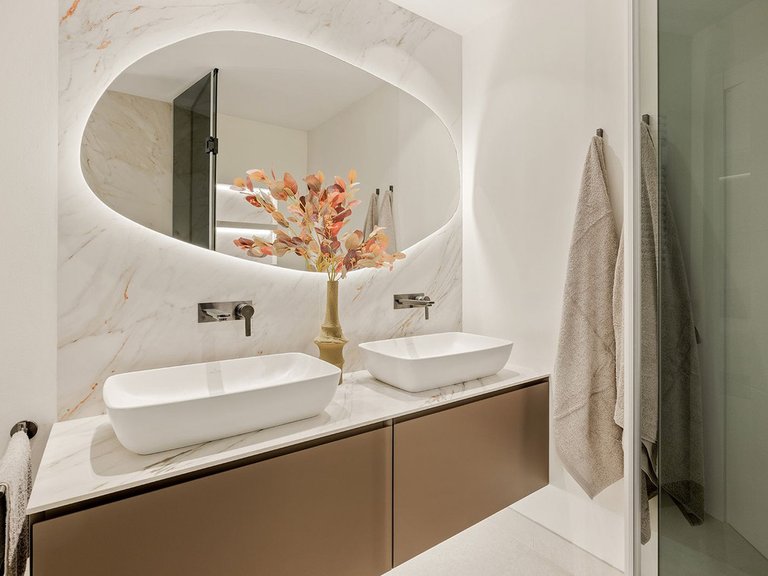 Apartment for Sale in New Golden Mile, Malaga 14