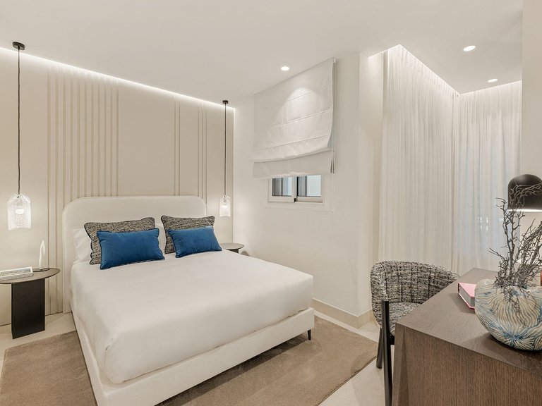 Apartment for Sale in New Golden Mile, Malaga 15