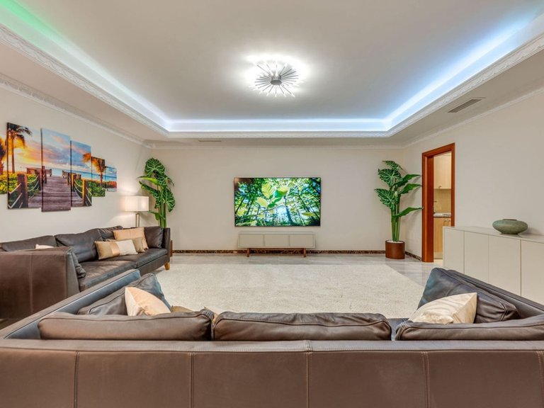 Villa for Sale in Marbesa, Malaga 21