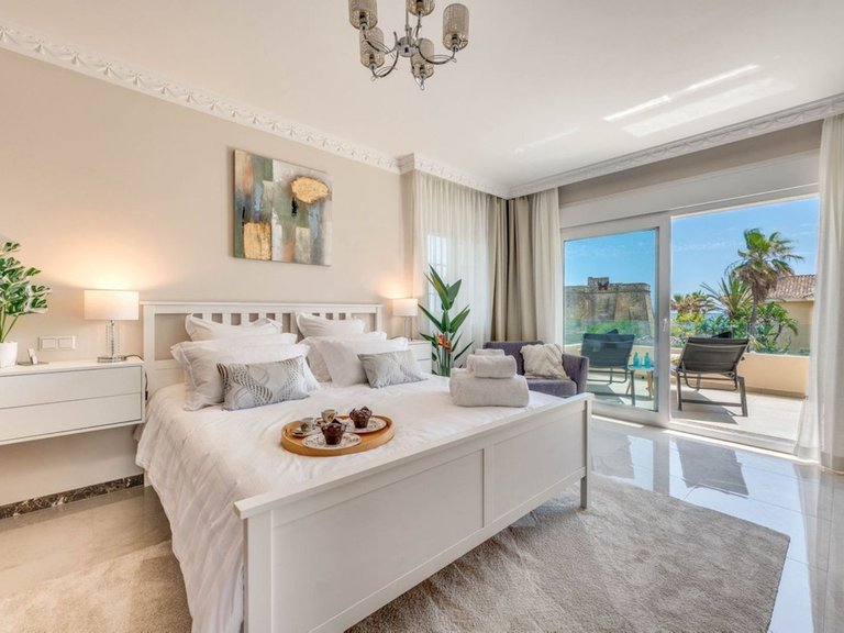 Villa for Sale in Marbesa, Malaga 33