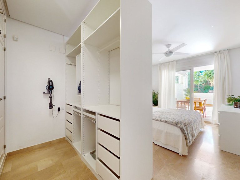 Apartment for Sale in Torrequebrada, Malaga 9