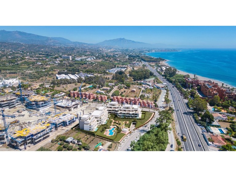 Apartment for  in Estepona, Malaga 7