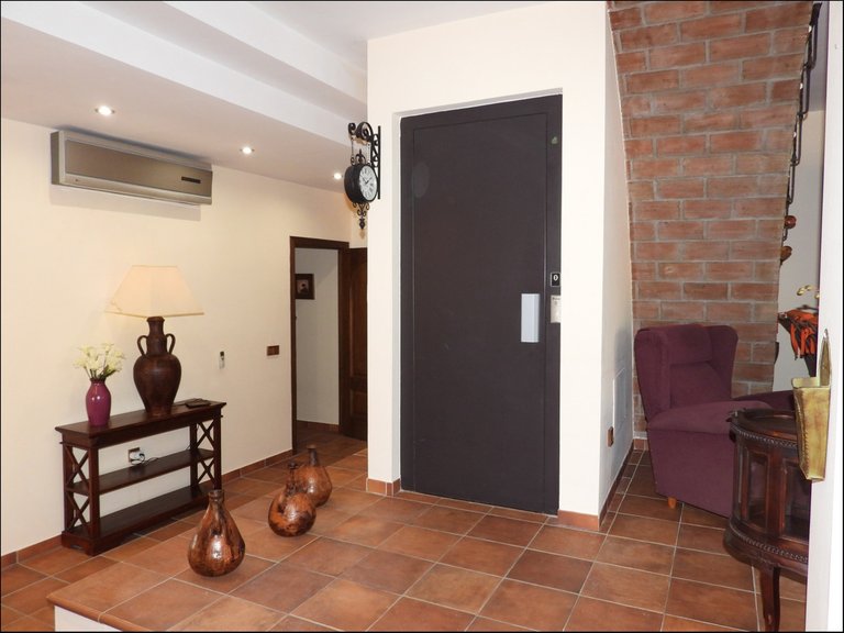 Villa for Sale in La Duquesa, Malaga 9