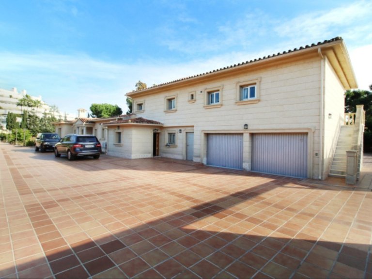 Villa for  in Guadalmina Baja, Malaga 22