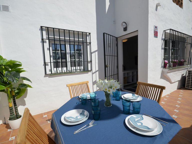 Apartment for Weekly Rent in La Duquesa, Malaga 27