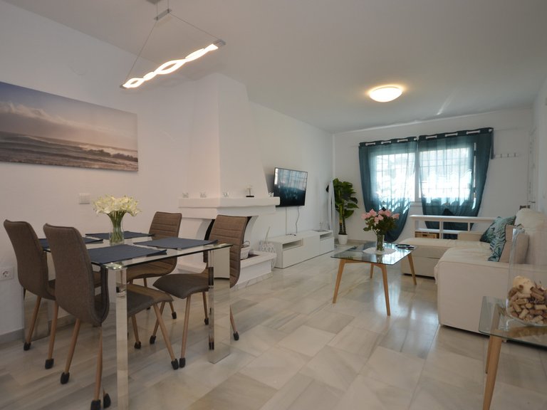 Apartment for Weekly Rent in La Duquesa, Malaga 30