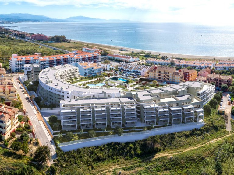 Apartment for Sale in La Duquesa, Malaga 1