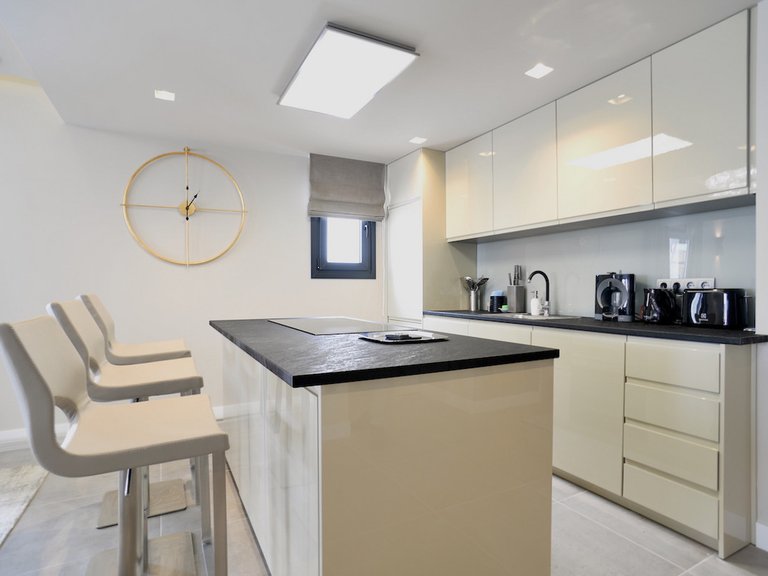 Apartment for Sale in Puerto Banús, Malaga 11