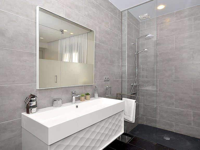 Apartment for Sale in Puerto Banús, Malaga 17