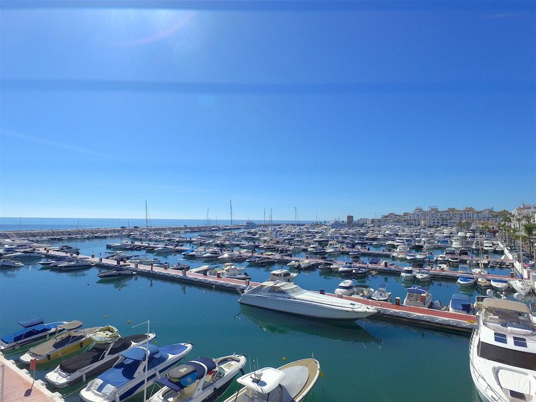 Apartment for Sale in Puerto Banús, Malaga 22