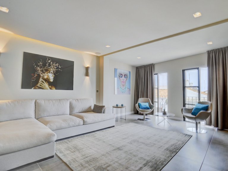 Apartment for Sale in Puerto Banús, Malaga 6