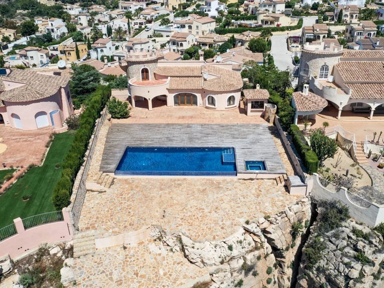Villa for Sale in Benitachell, Alicante 1