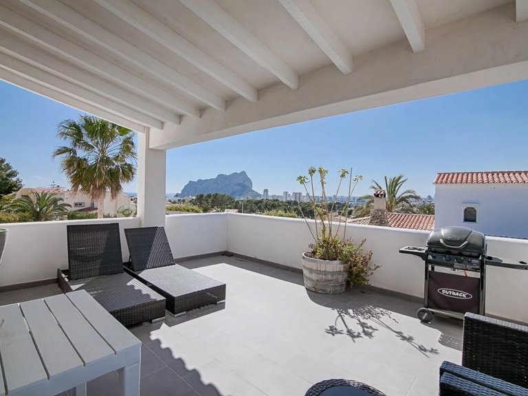 Villa for Sale in Calpe, Alicante 4