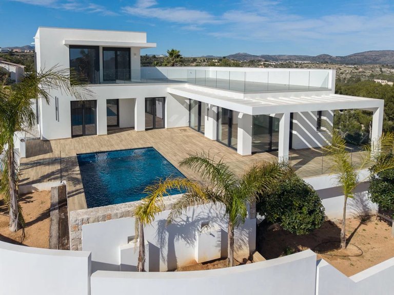 Villa for Sale in Moraira, Alicante 1