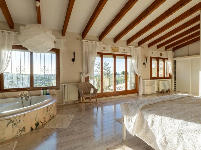 Villa for Sale in Benissa, Alicante 11