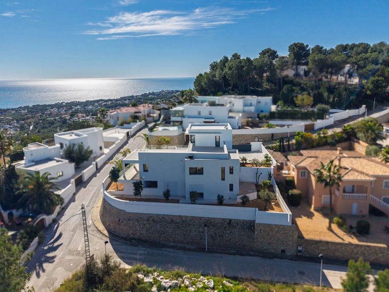 Villa for Sale in Moraira, Alicante 5
