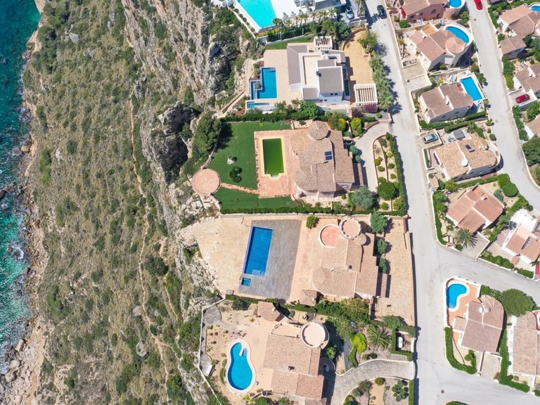 Villa for Sale in Benitachell, Alicante 42