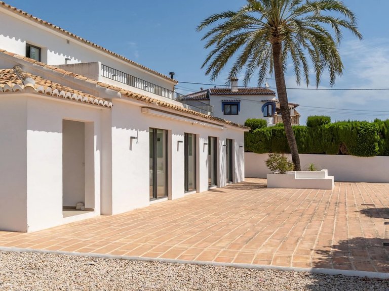 Villa for Sale in Benissa, Alicante 49
