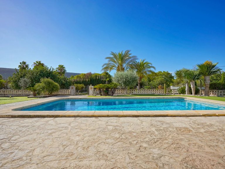 Villa for Sale in Jávea, Alicante 4