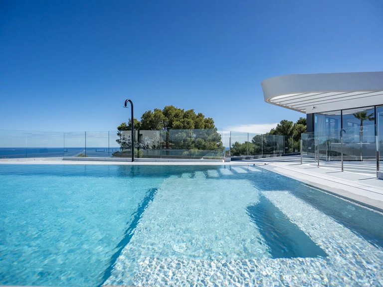Villa for Sale in Jávea, Alicante 5