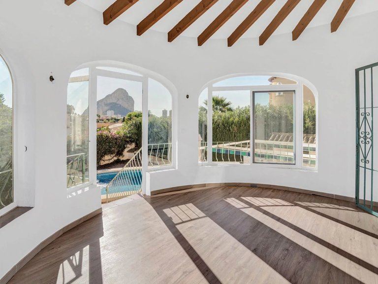 Villa for Sale in Calp, Alicante 1